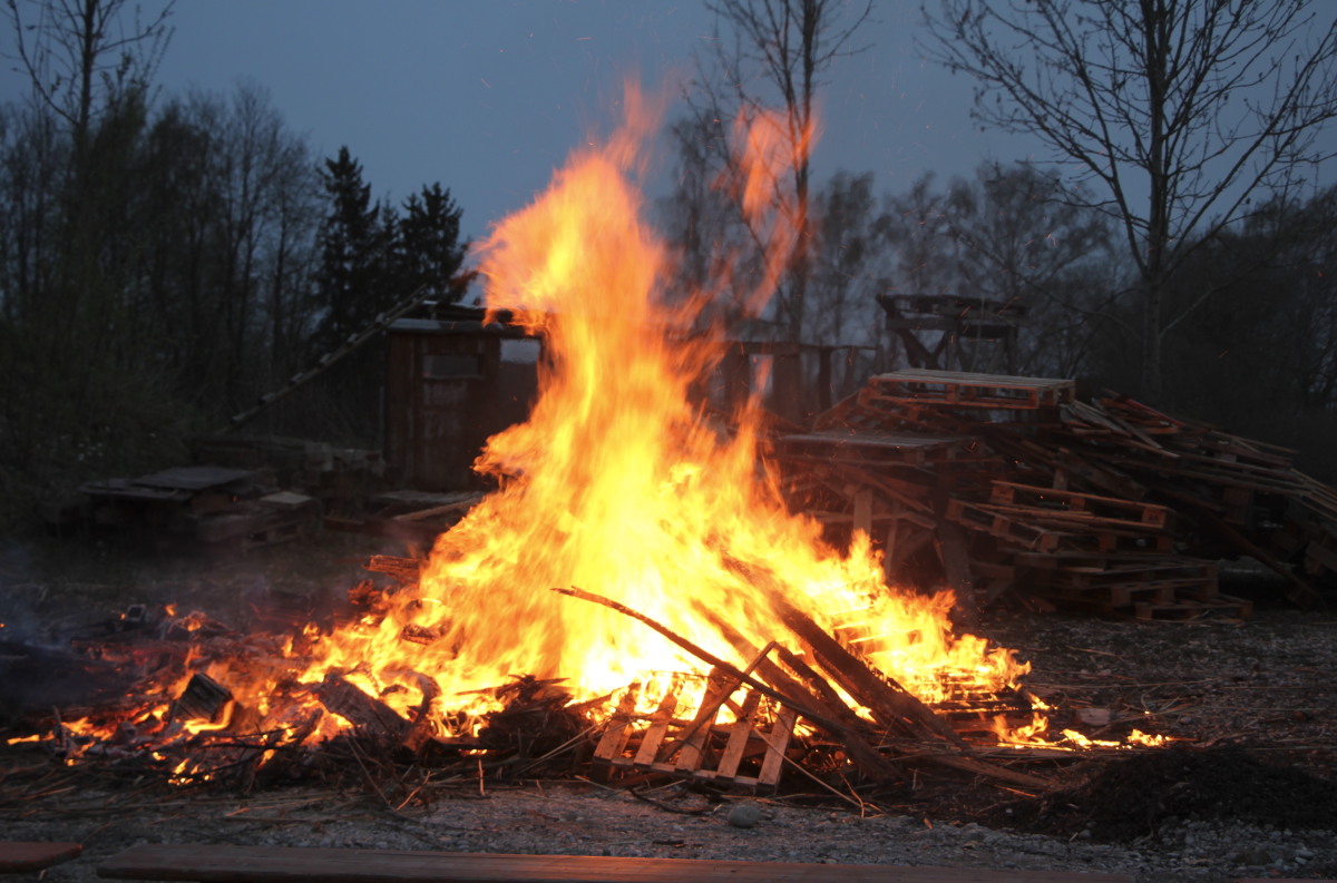 oku-notzing-osterfeuer-2024